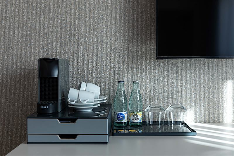 Room 9