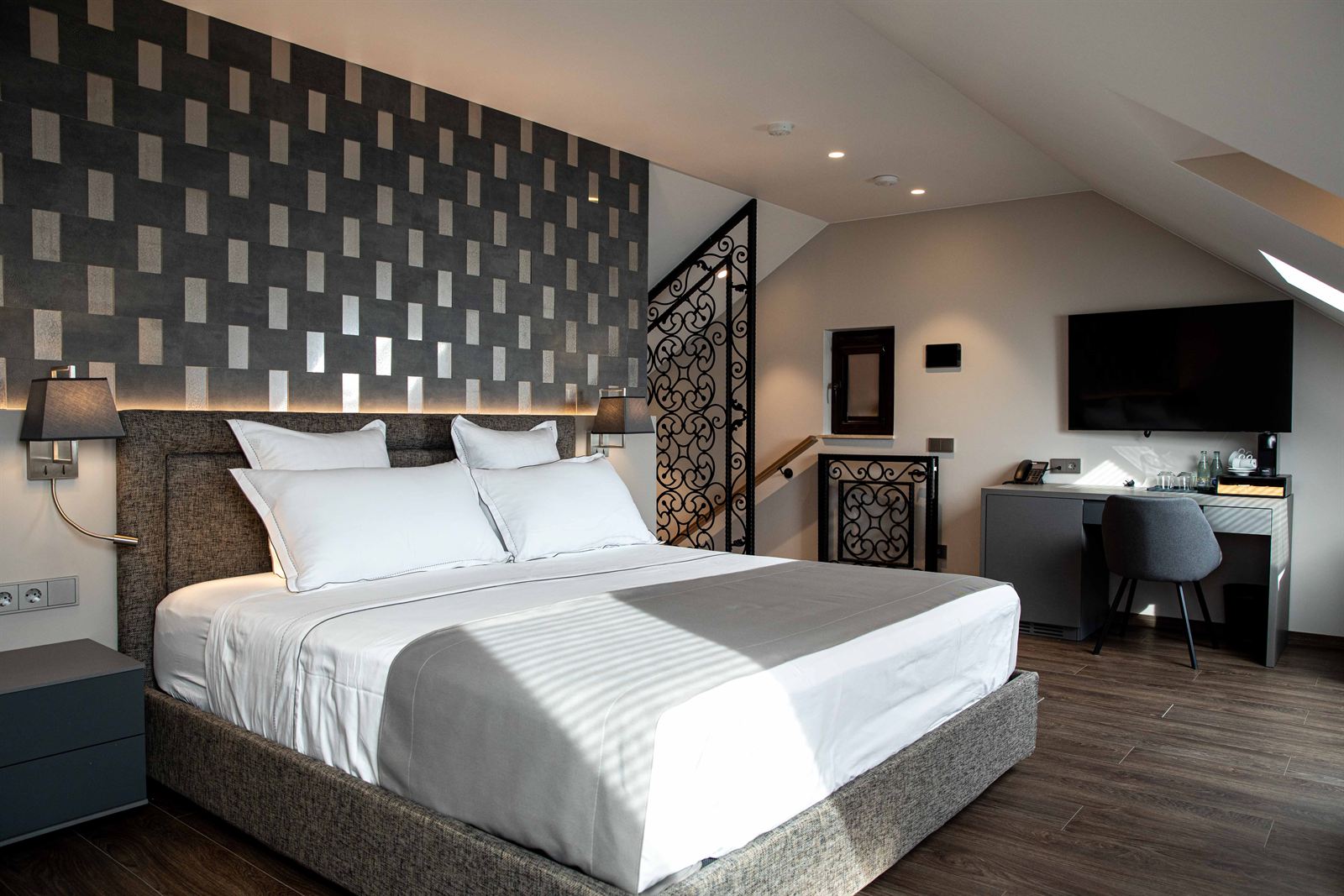 Room 11 - Deluxe Attic Double Room
