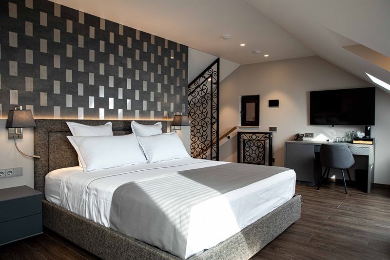 Room 11